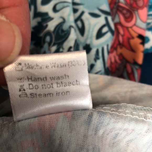 Zesica dress Women's M Medium sleeveless abstract medallion knit scoop neck EUC - Picture 10 of 10